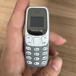 Nokia 3310, dayanıklı ve uzun ömürlü bir cep telefonudur.