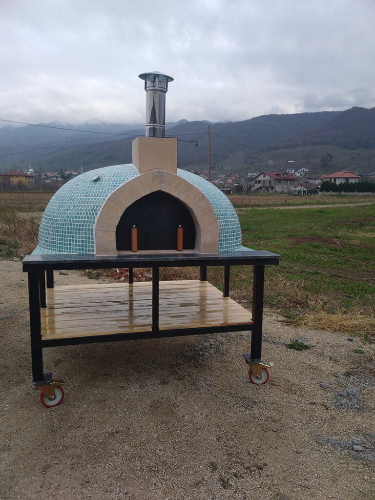 İzolasyonlu Seyyar Bahçe Fırını (95×95 cm Pişirme Alanı)