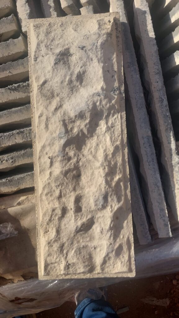 15×40 cm Beyaz Rustik Dış Cephe Kaplama Taşı