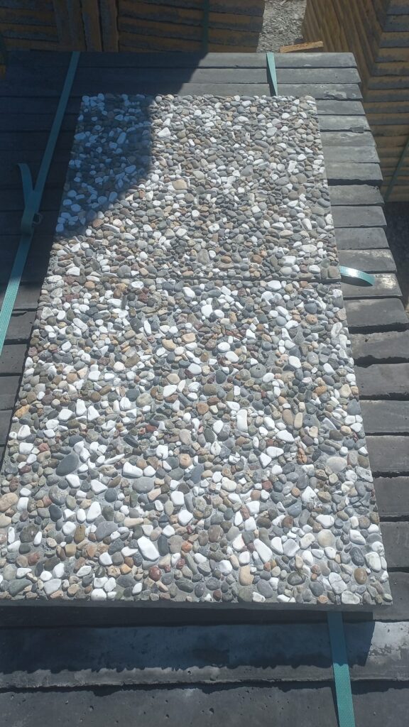 40x40x4 cm Wash Beton (Yıkanmış) Yer Döşeme Karosu – Karışık Çakıl