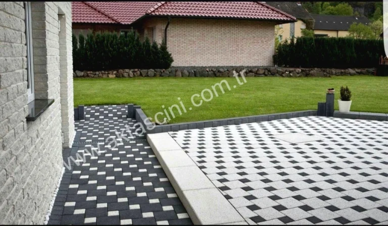 Siyah & Beyaz Mineralli Parke Taşı Kombini – 20×20 ve 10×10 Modüler Sistem