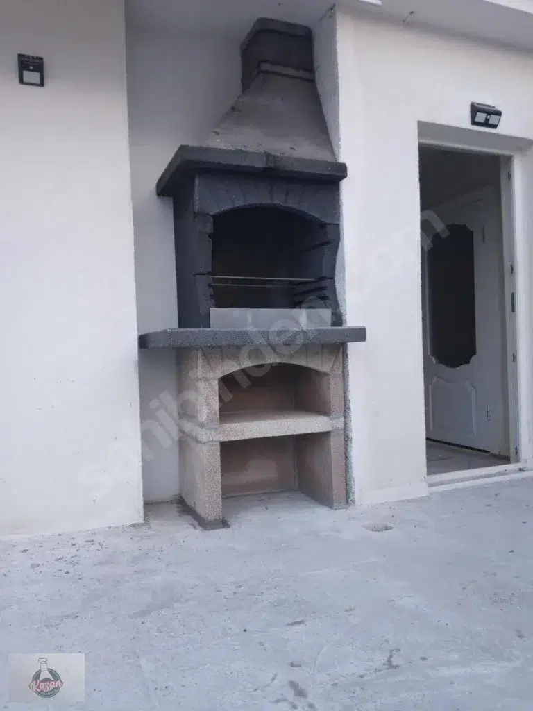 Modern Köşe Bacalı Beton Barbekü – Teras ve Bahçe Serisi